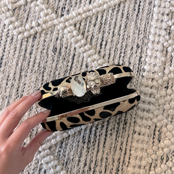 Leopard print clutch - Picture 3 of 4